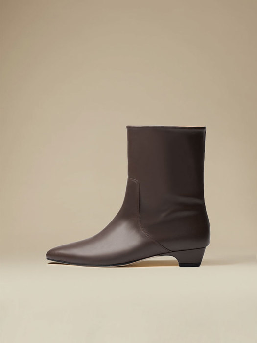 WIDE ANKLE BOOTS IN BROWN