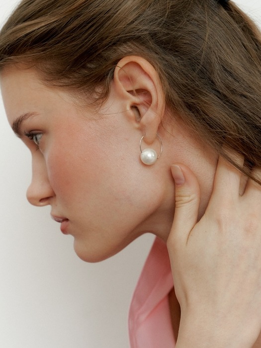 Soft Pearl Ring Earrings