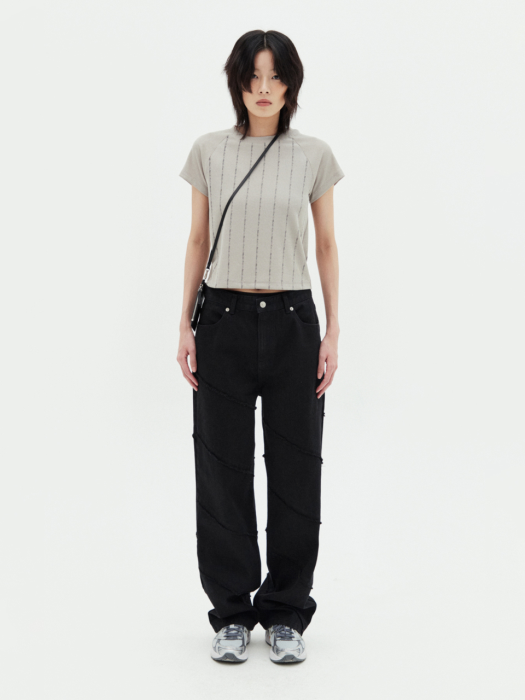 DIAGONAL ROUGH DENIM PANTS IN BLACK