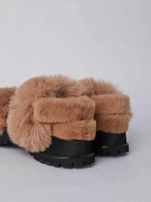 Fur sandal(beige)_DG2AW22502BEE