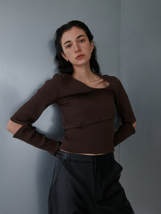 Unbalanced button knit top - Brown