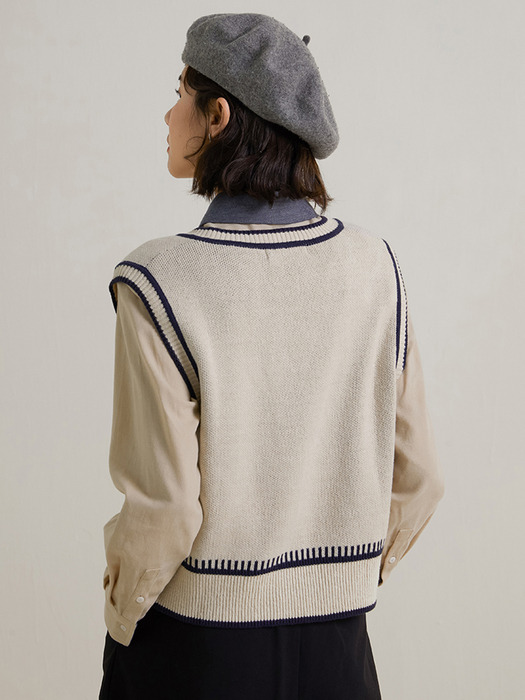 LS_Flower v-neck knitted vest