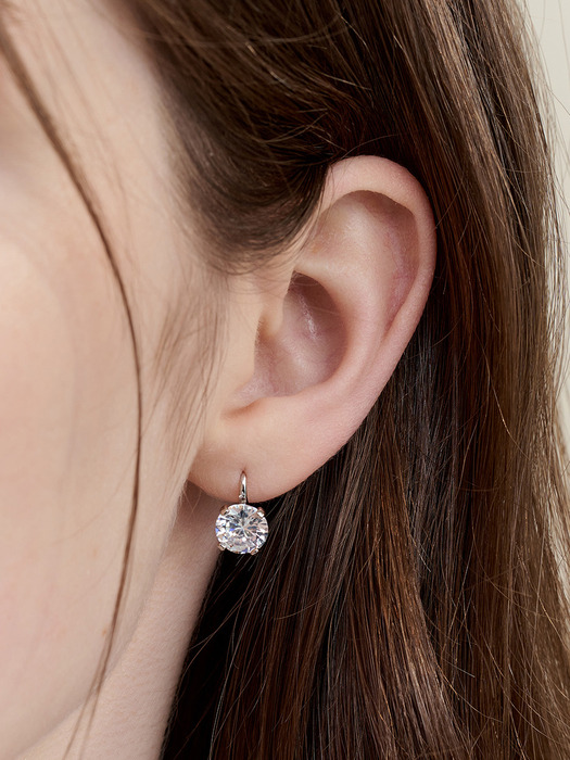 8mm cubic hook earring