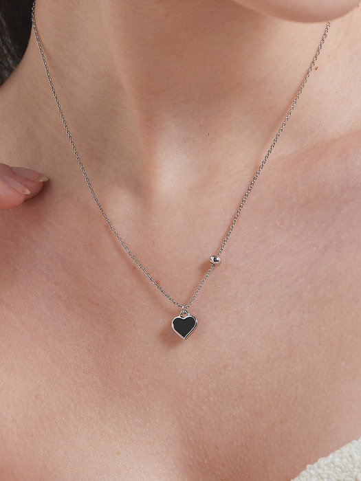 Black Heart Ball Necklace