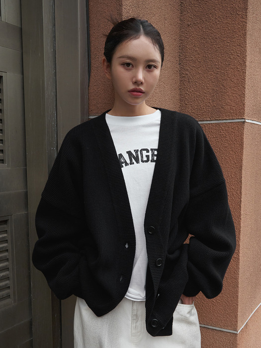 24FW R loose fit boxy knit cardigan