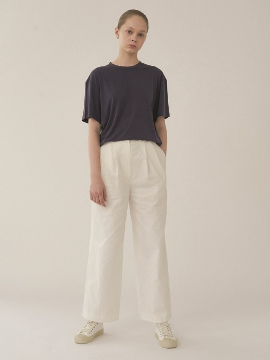 Back stitched wide trouser 