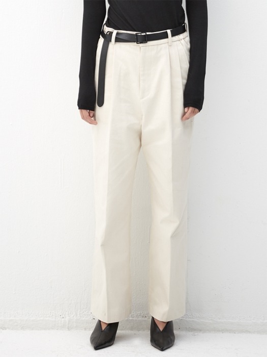 CREAM belted wide fit denim pants(KB003)