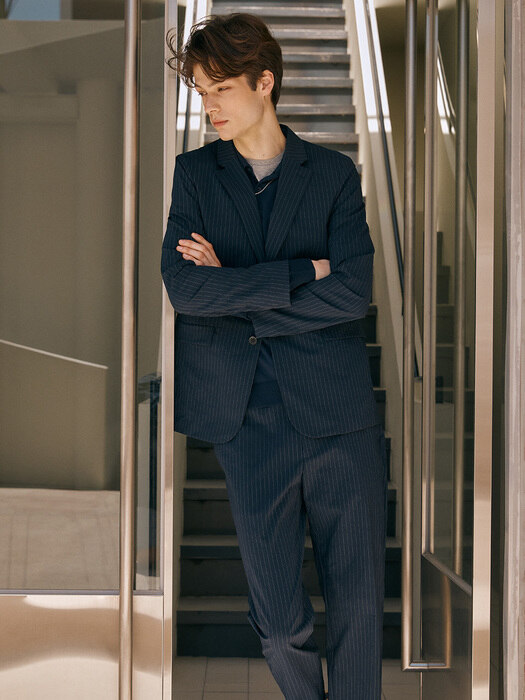 Slim-fit Seersucker Jacket_NAVY PIN-STRIPE