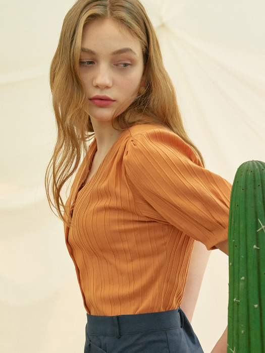 iuw684 v-neck shirring blouse (orange)