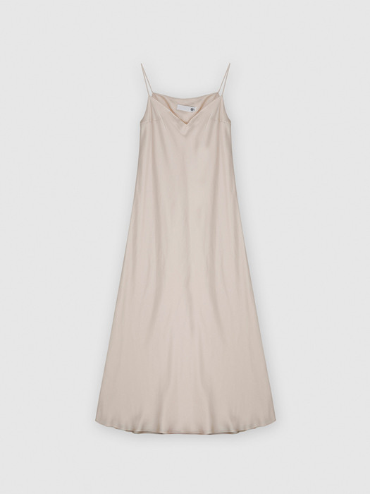 LAYERED PLEATED DRESS (NUDE)