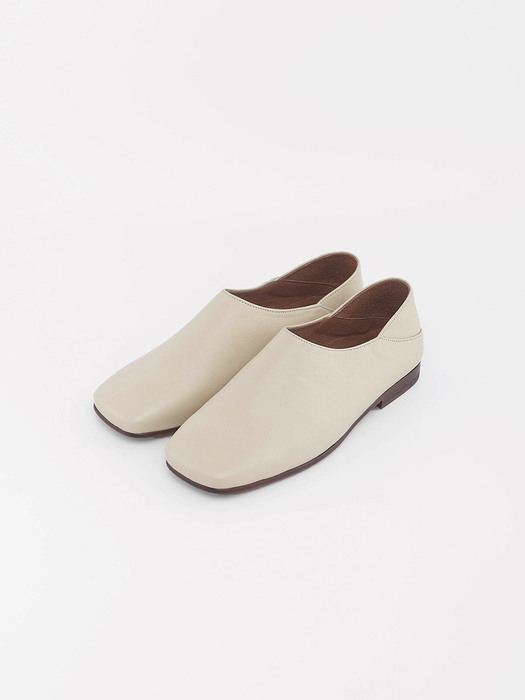 MINIMAL Italy Leather Fold-Back Loafers_Cream