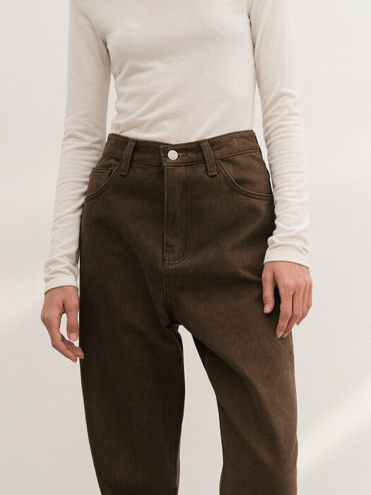 20f/w signature straight pants (brown)