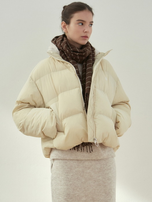 MINIMAL PUFFER SHORT PADDING_LIGHT BEIGE