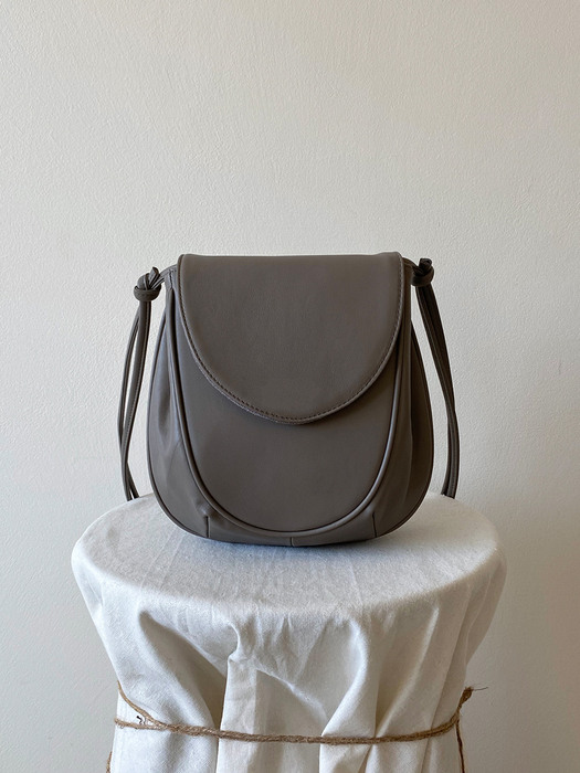 Pebble bag -warm gray