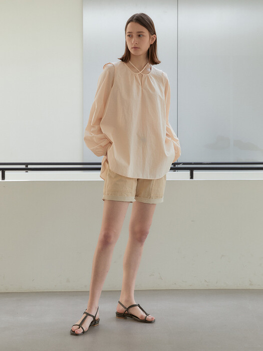 TORI_CUTOUT & PEASANT BLOUSE_SHEER PINK