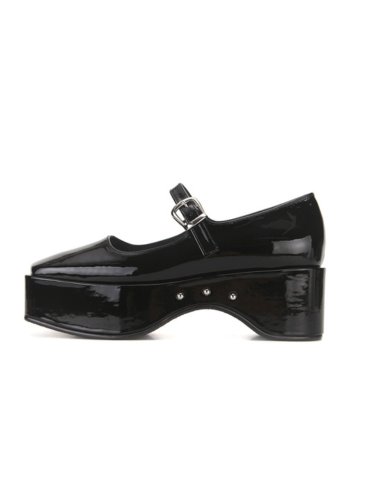 Squared toe mary jane platforms | Glossy black
