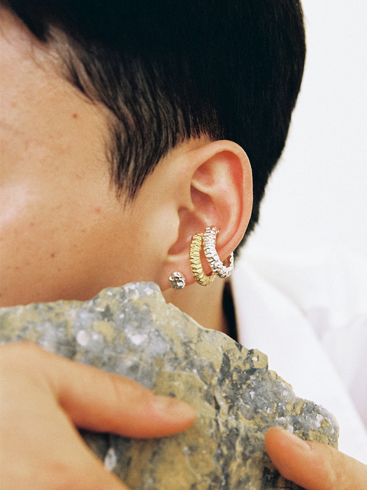 Stone earrings Gold