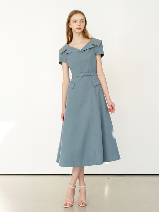 [미전시]ALICE Wide v-neck notched collar dress (Shadow green/Light beige)