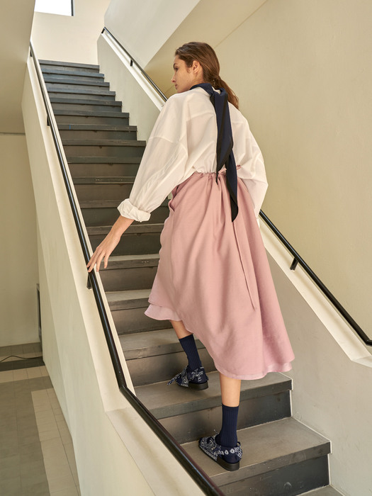 Back string skirt (pink)