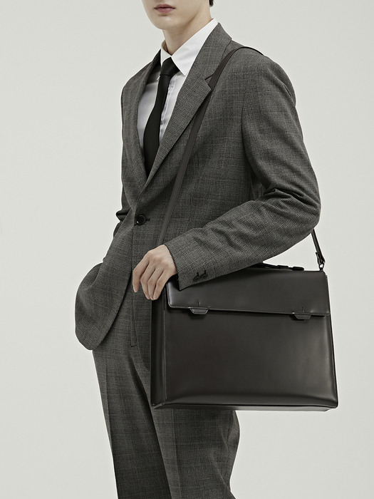 Polygon Shaped Briefcase [brown]