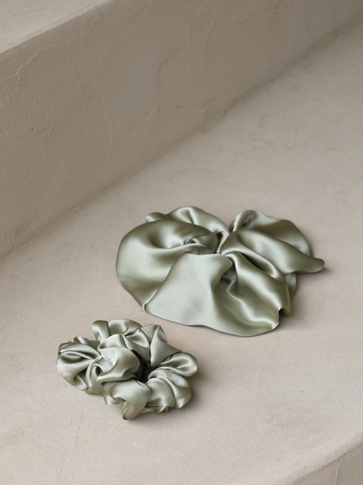 Silk Scrunchie (S) - Pistachio