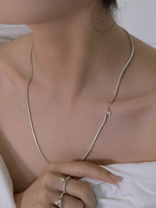 Sparkle letter necklace (long) 스파클 레터 네크리스