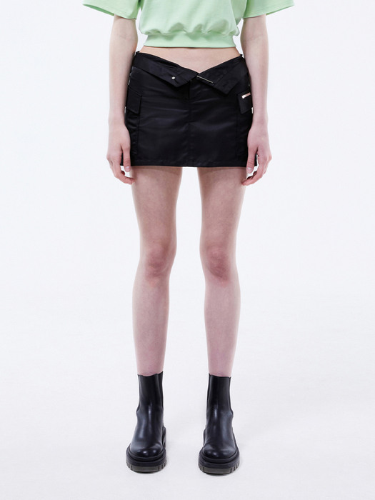 Waist folded nylon short skirt (black)