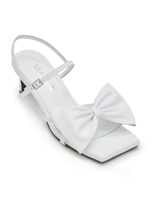 Ribbon strap sandals (white)