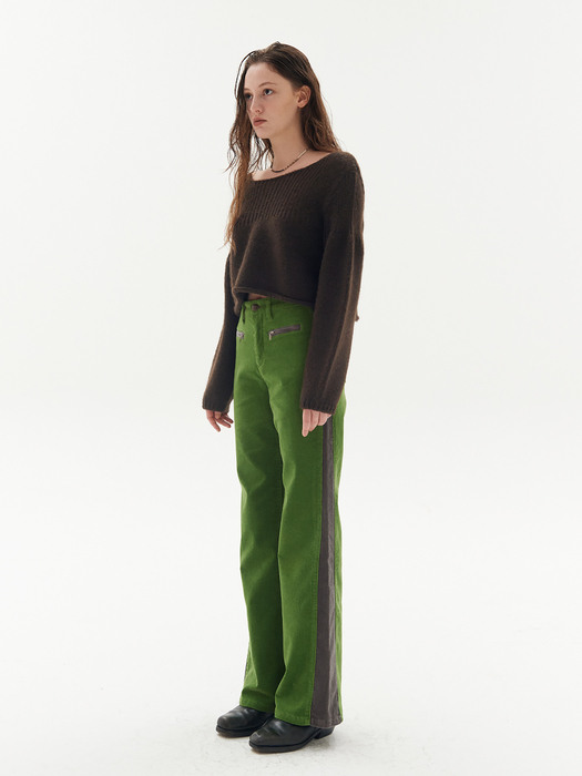 Contrast corduroy boots-cut pants [Green]