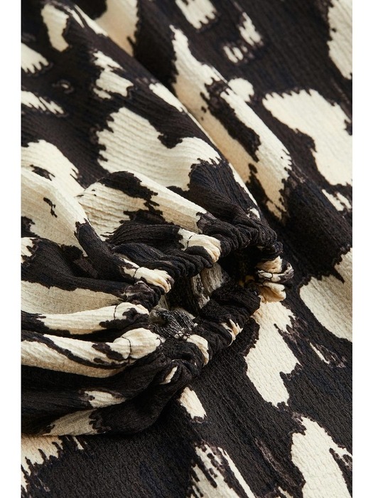 벌룬 슬리브 패턴 드레스 블랙/패턴 1121324001