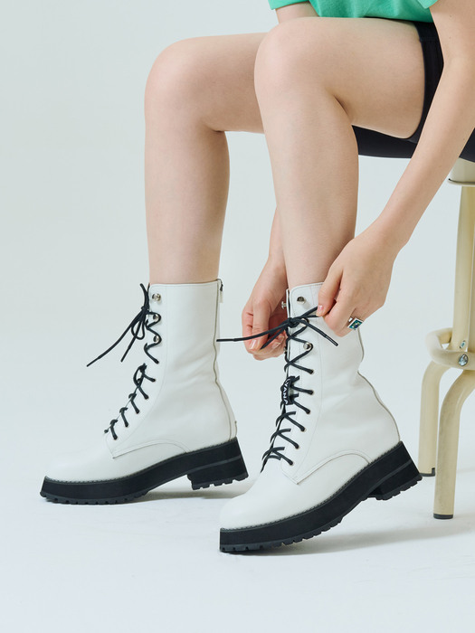 Kelsey Lace-up Boots_2color