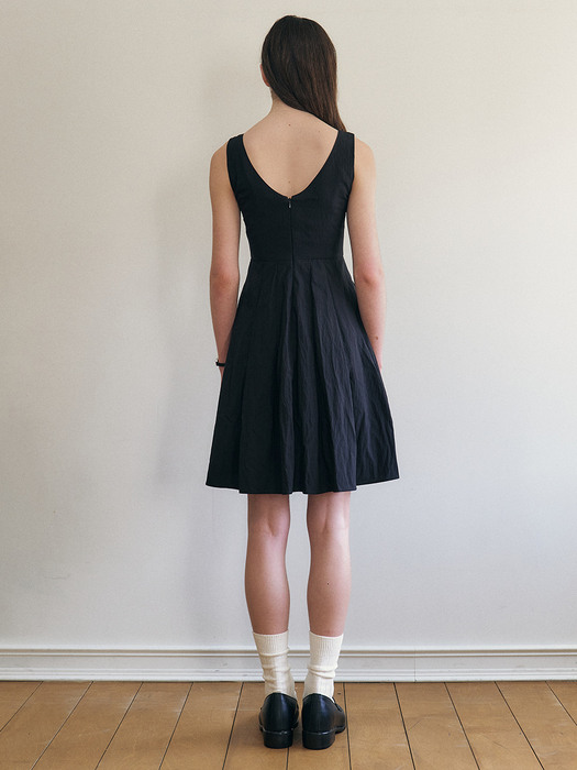 Lily_Shirred Mini V-neck Dress_Black