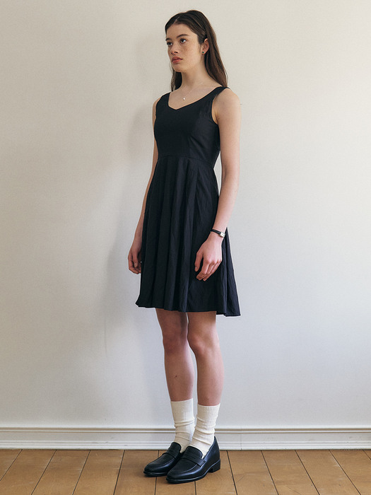 Lily_Shirred Mini V-neck Dress_Black