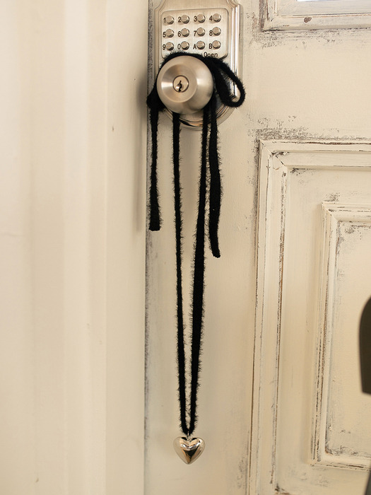 Angora black Necklace
