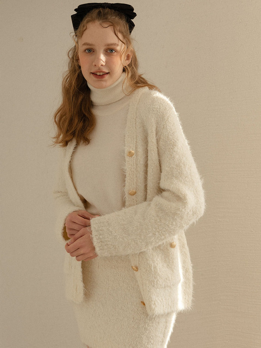 Furry alpaca cardigan (Ivory)