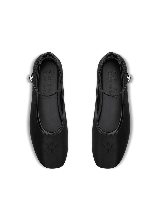 Hatch Flat Shoes (Black)