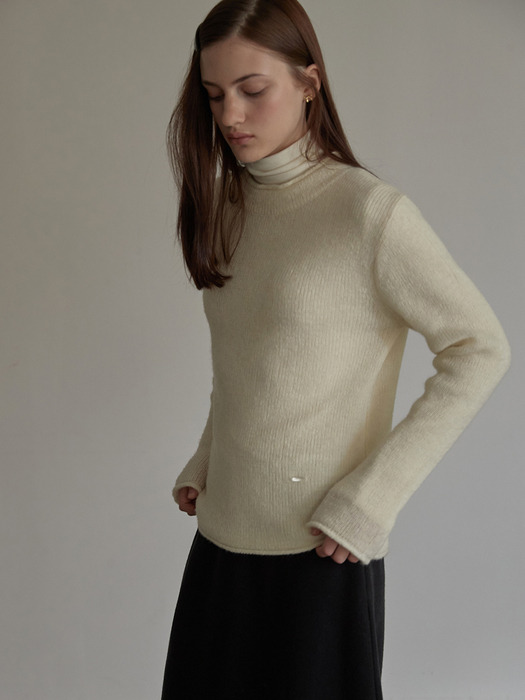 Half neck wool knit top - Ivory