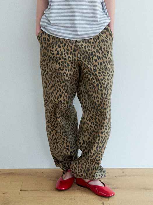 【more jude】 韓国人気★ Kiki cargo pants 모어쥬드]Kiki cargo pants 2color