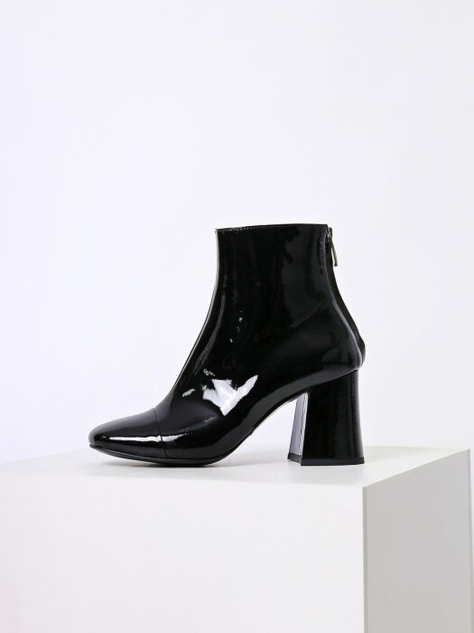 PATENT ANKLE BOOTS - BLACK