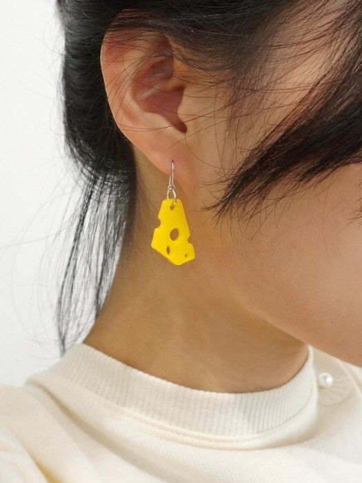 A PIECE OF CHEESE EARRING