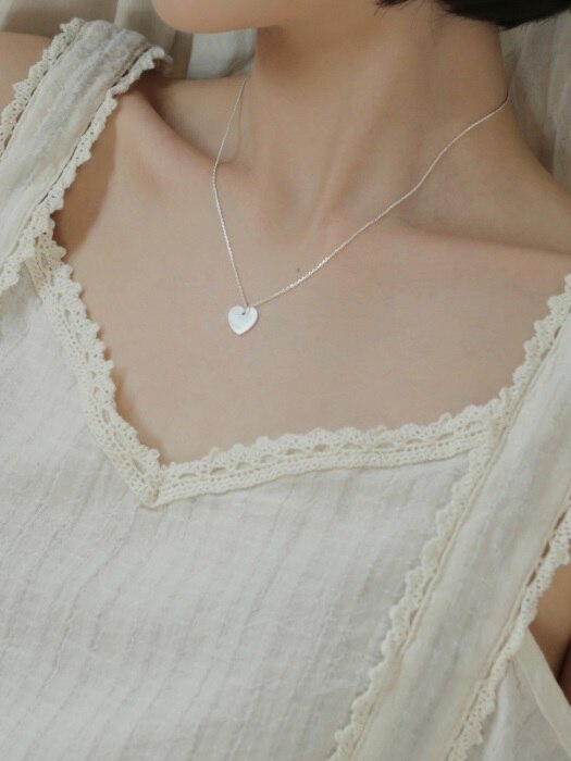 heart mother of pearl necklace