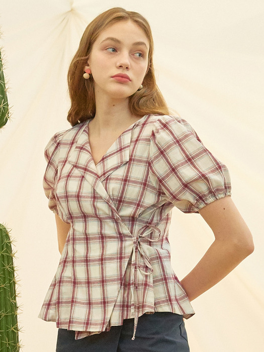 iuw685 waist string check blouse (check)