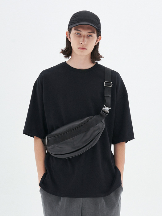 ROUND NECK SHORT SLEEVE T-SHIRT_BLACK