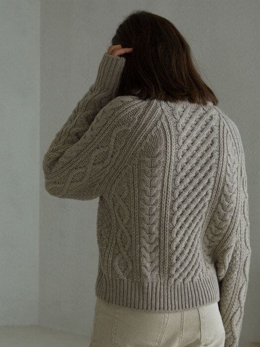 CABLE WOOL SWEATER (WOOD)