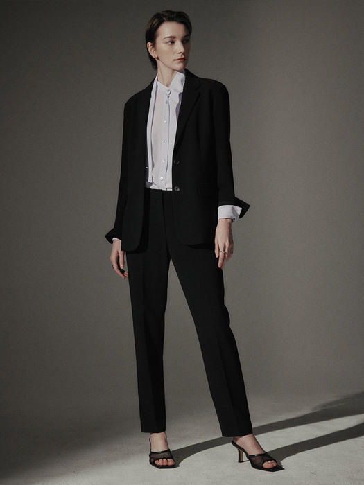 [Drama Signature] Slim Straight Trousers_BLACK