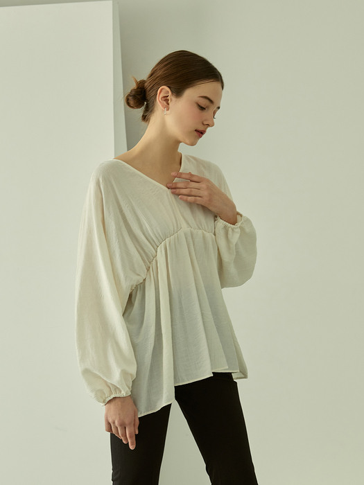 Charming V-neck Shirring Blouse (Ivory)