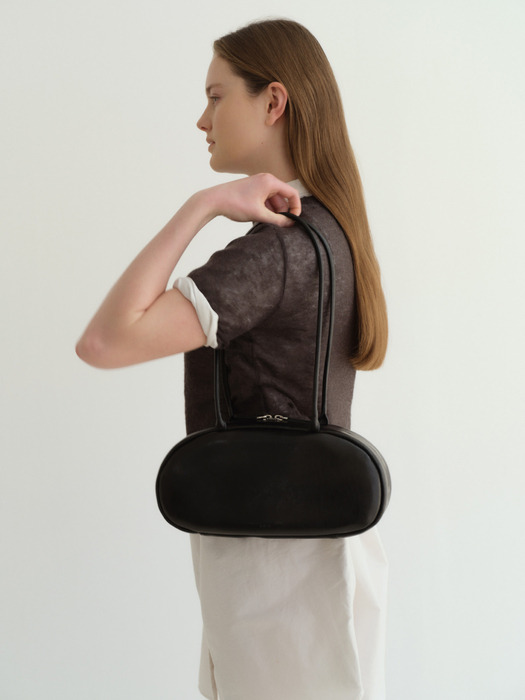 Medium Pebble shoulder bag Wrinkled black