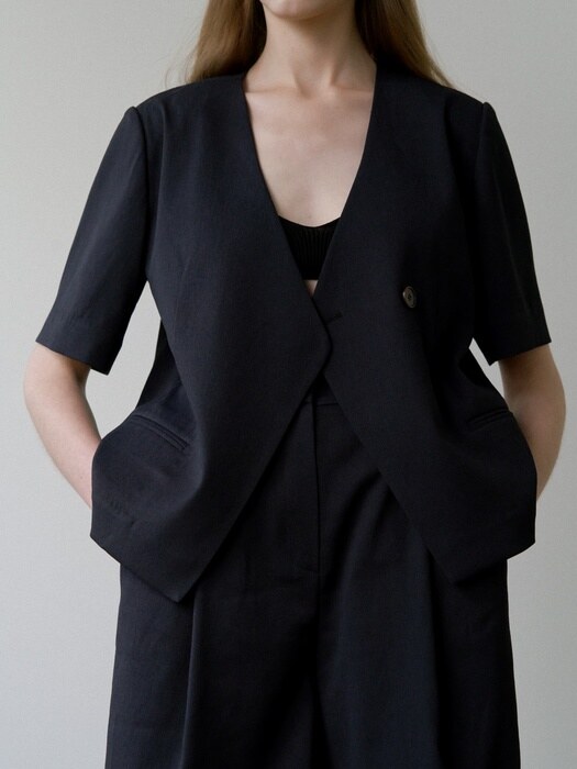 Structured Front-Cut Jacket _ navy