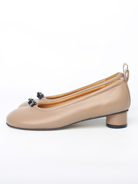 Ngela round toe stopper low pumps_cocoa