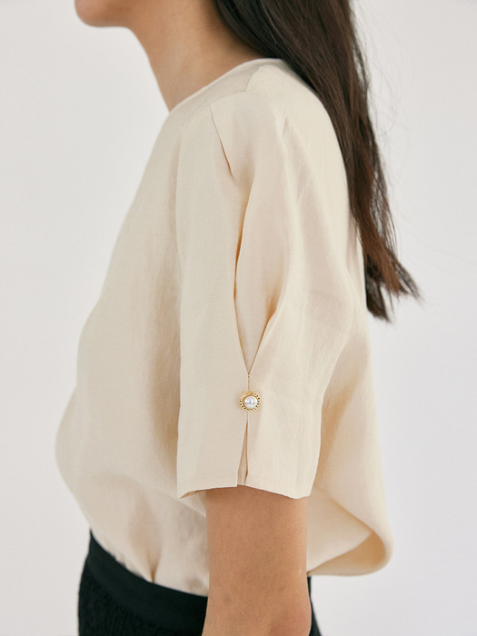 H Dahlia Half Jewel Blouse_Light Beige